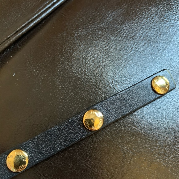 Louis Vuitton Woman’s Leather Belt - Picture 7 of 11